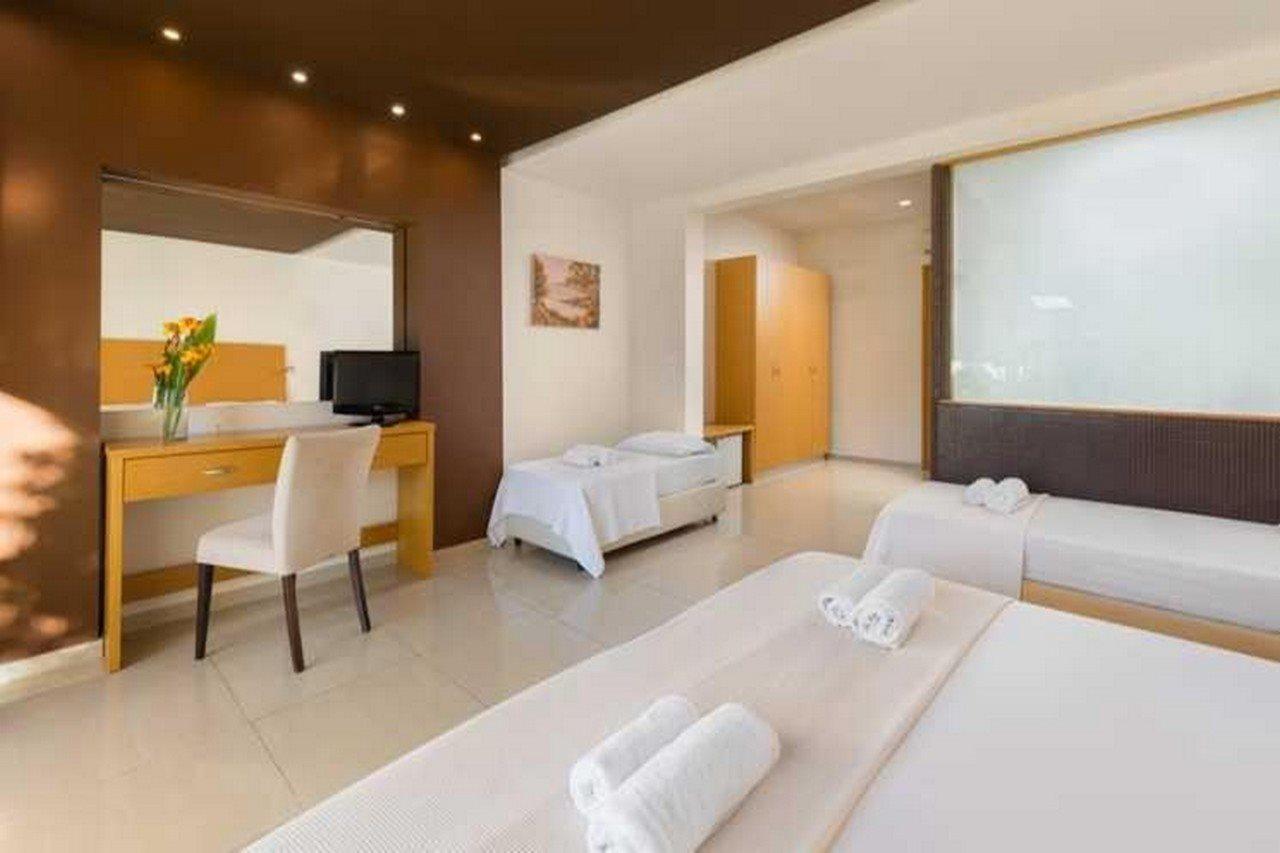 Ξενοδοχείο Anavadia 4*